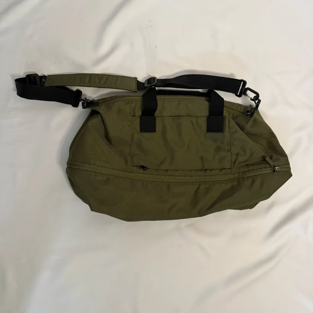 Victorinox Olive Green Expandable Weekend Bag
